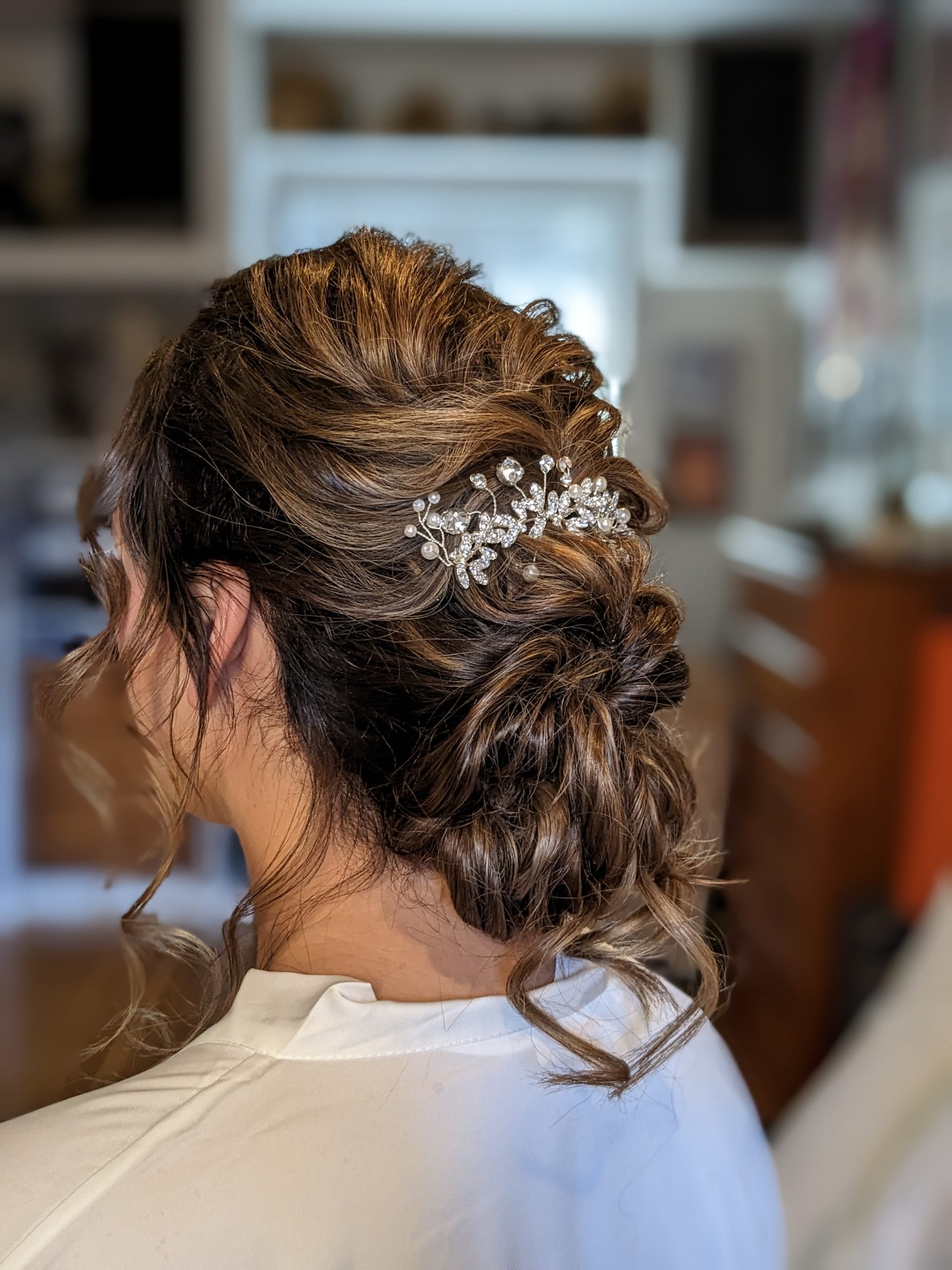 25Low-messy-bun-bridal-hair-by-meleah